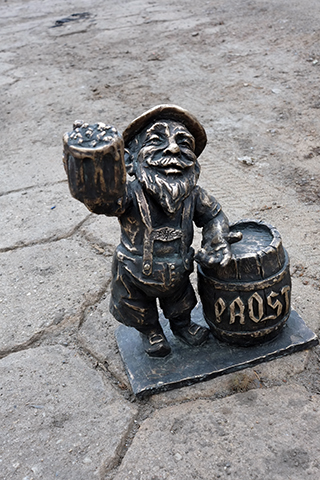 Pracownia rzeźbiarska: krasnal_piwo.jpg