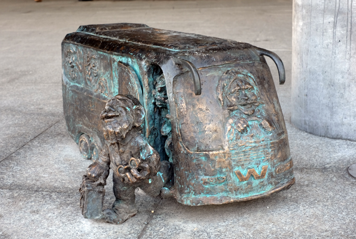 Pracownia rzeźbiarska: krasnal_vroclavia.jpg