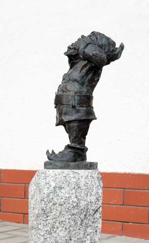 Pracownia rzeźbiarska: krasnal_zgryzek.jpg