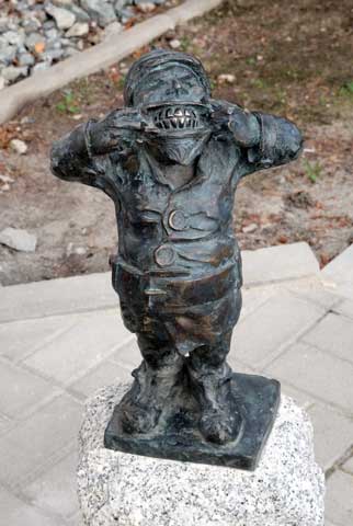 Pracownia rzeźbiarska: krasnal_zgryzek1.jpg